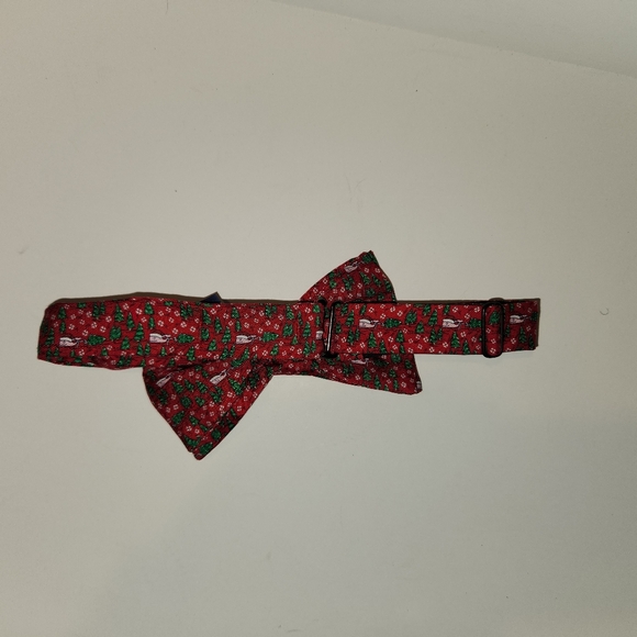 Nwot Vineyard Vines Adjustable Bowtie Red Christmas Tree Pink Whales Christmas - Picture 3 of 6